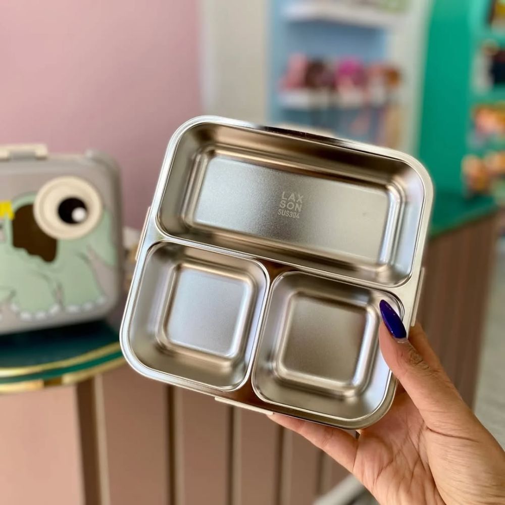 Cat Eye Stainless Steel Lunchbox with partitions and a sauce container