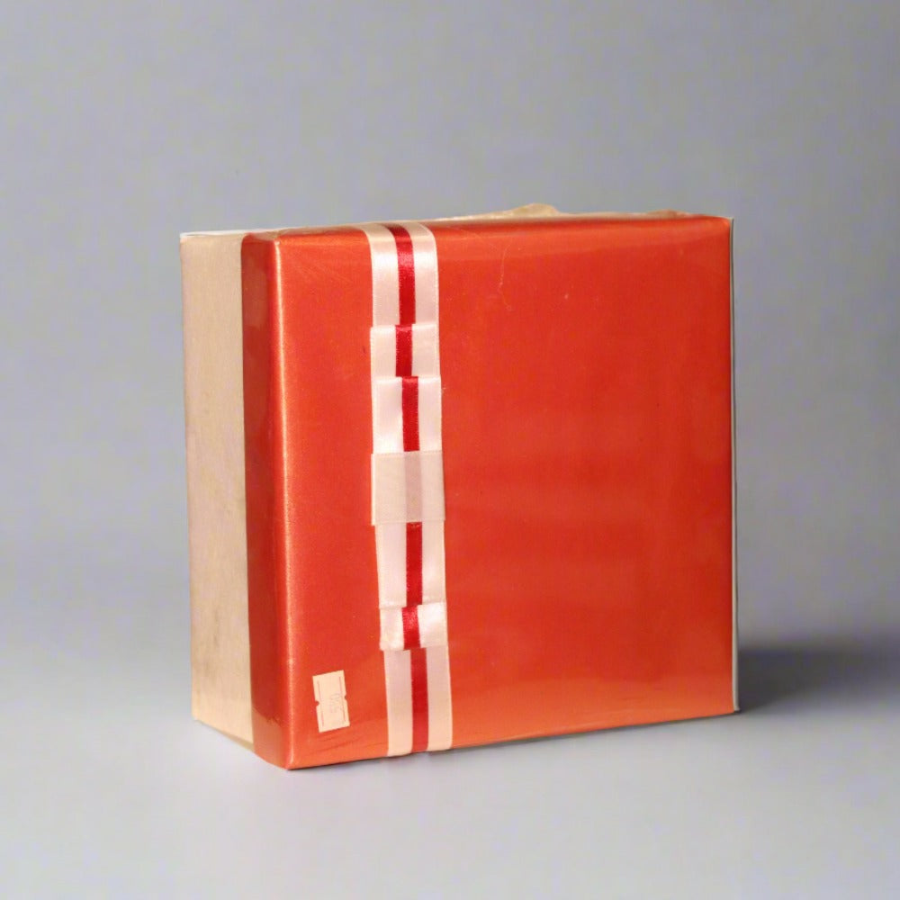 GIFT BOX RED ROSE TEXTURE WITH SILVER & RED RIBBON STRIP