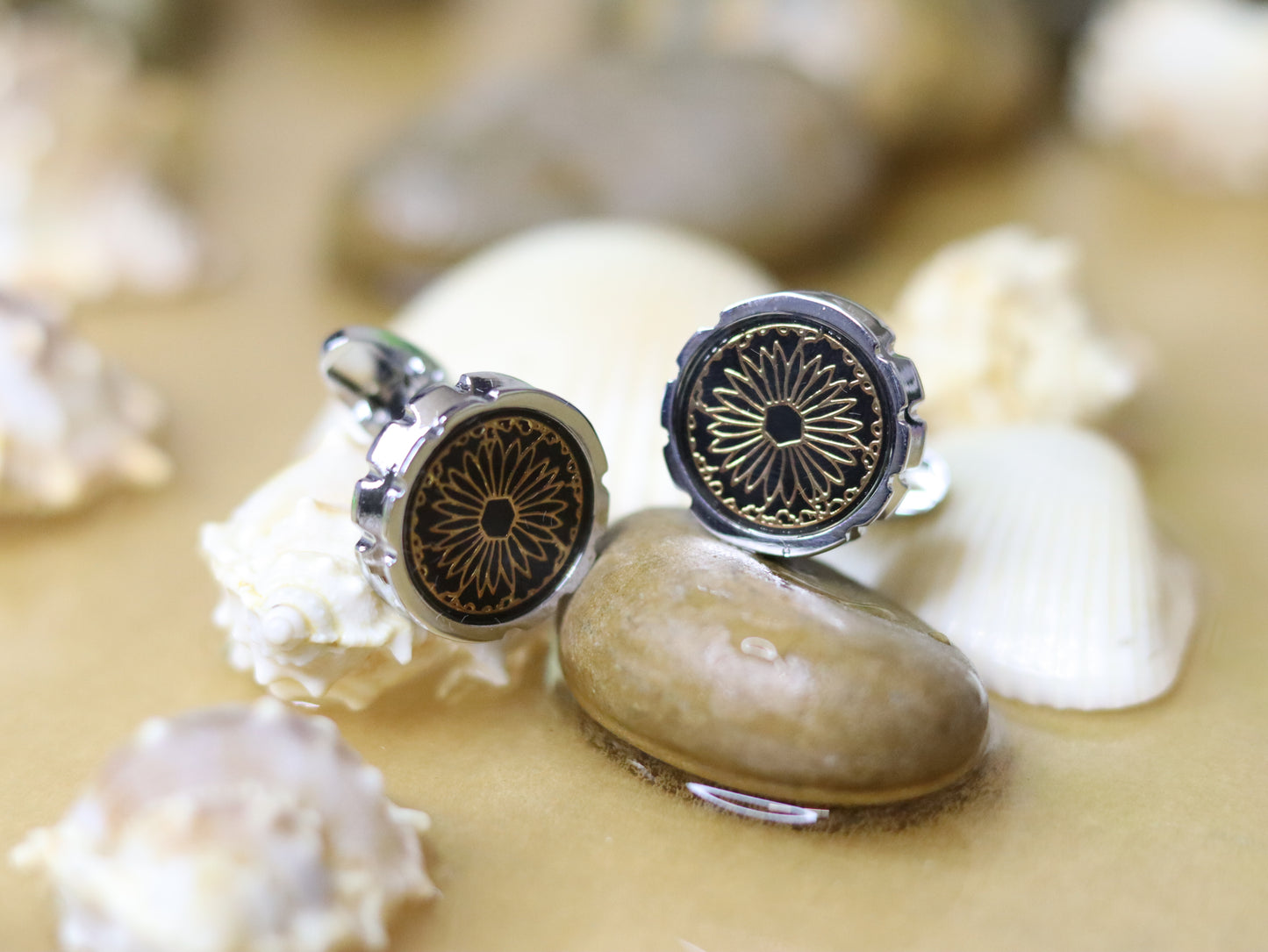 CUFF LINKS 23