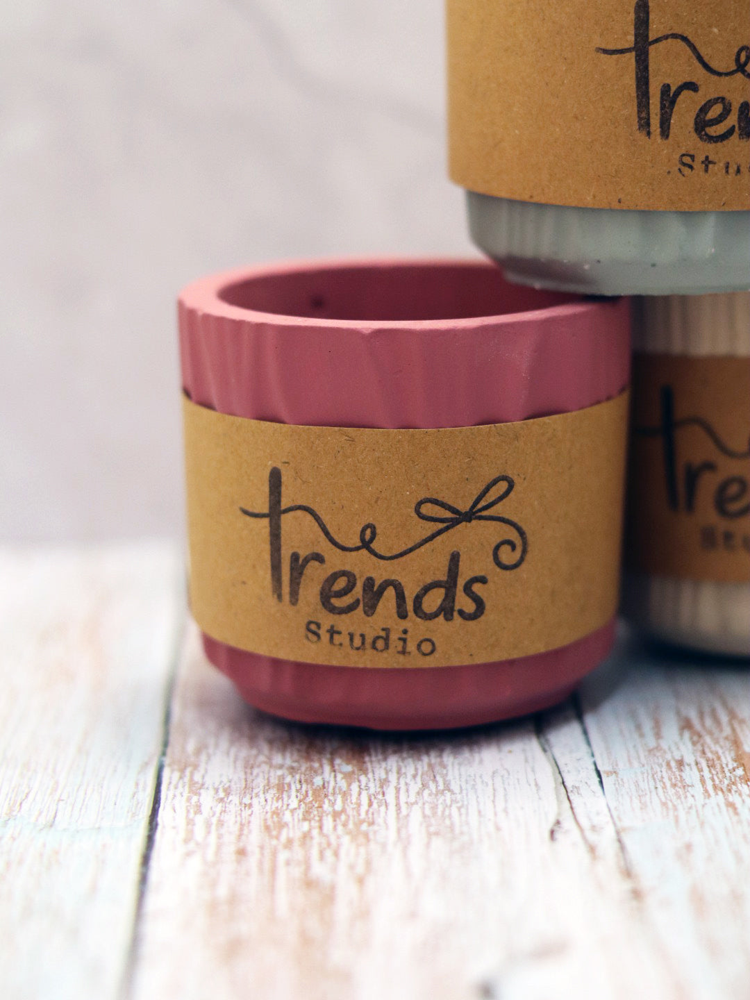 Studio Trinkets: Stylised Round Jar