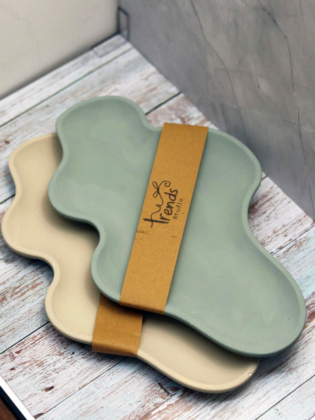 Studio Trinkets: Wavy Tray