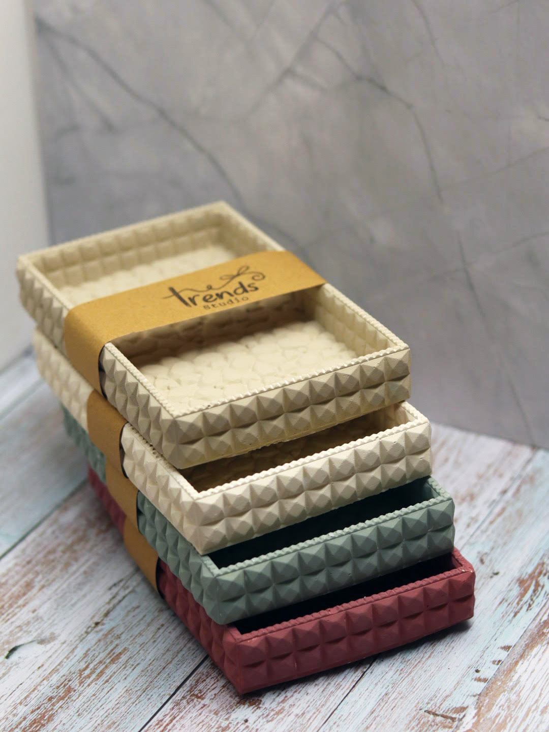 Studio Trinkets: Cobblestone Rectangle Tray