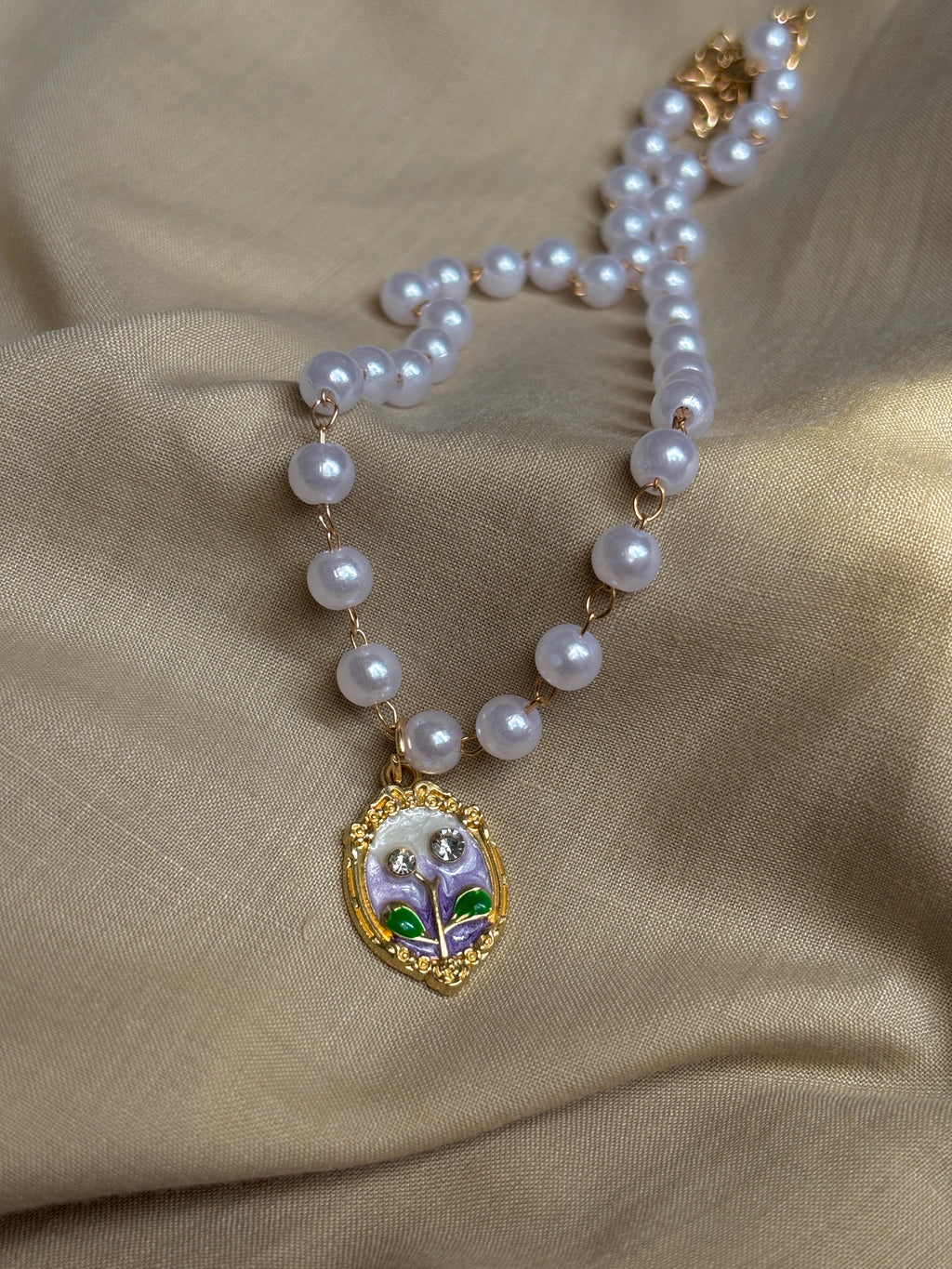 Bridgerton Inspired Vintage Charm Pearl Pendant Necklace
