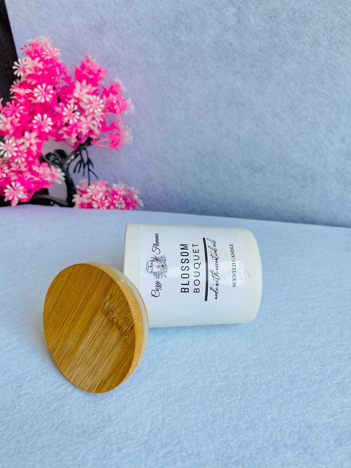 BLOSSOM BOUQUET LUXURY FLORAL SCENTED CANDLE