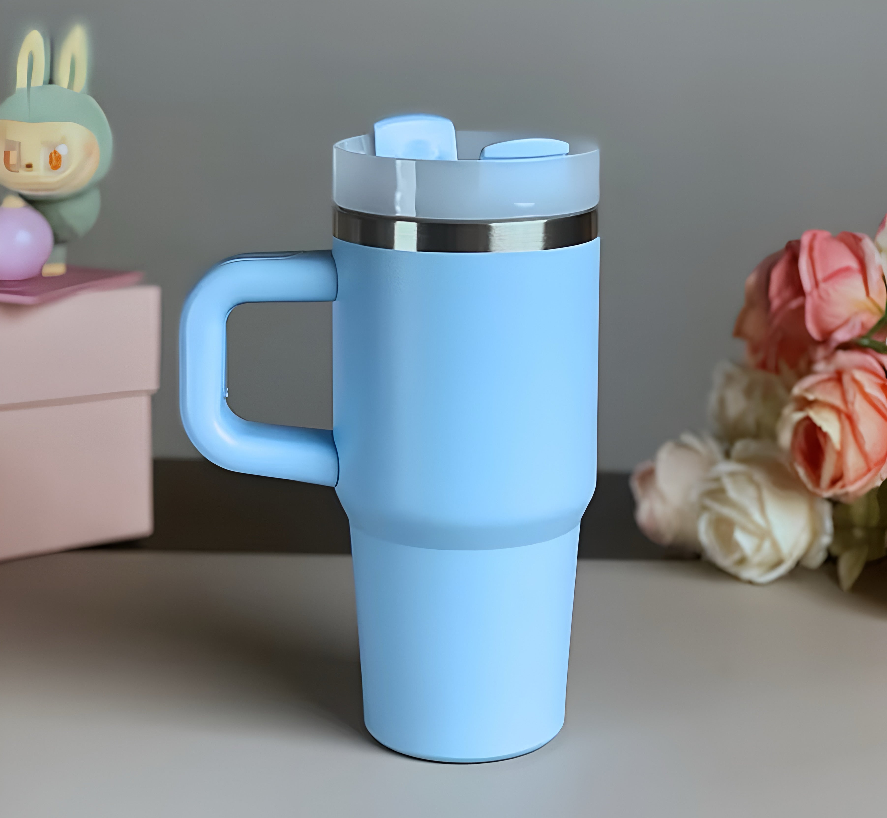 Mini Handle Grip Water Tumbler – Compact Travel Mug with Straw Lid