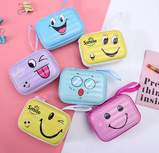 STYLISH METAL ZIPPER POUCH