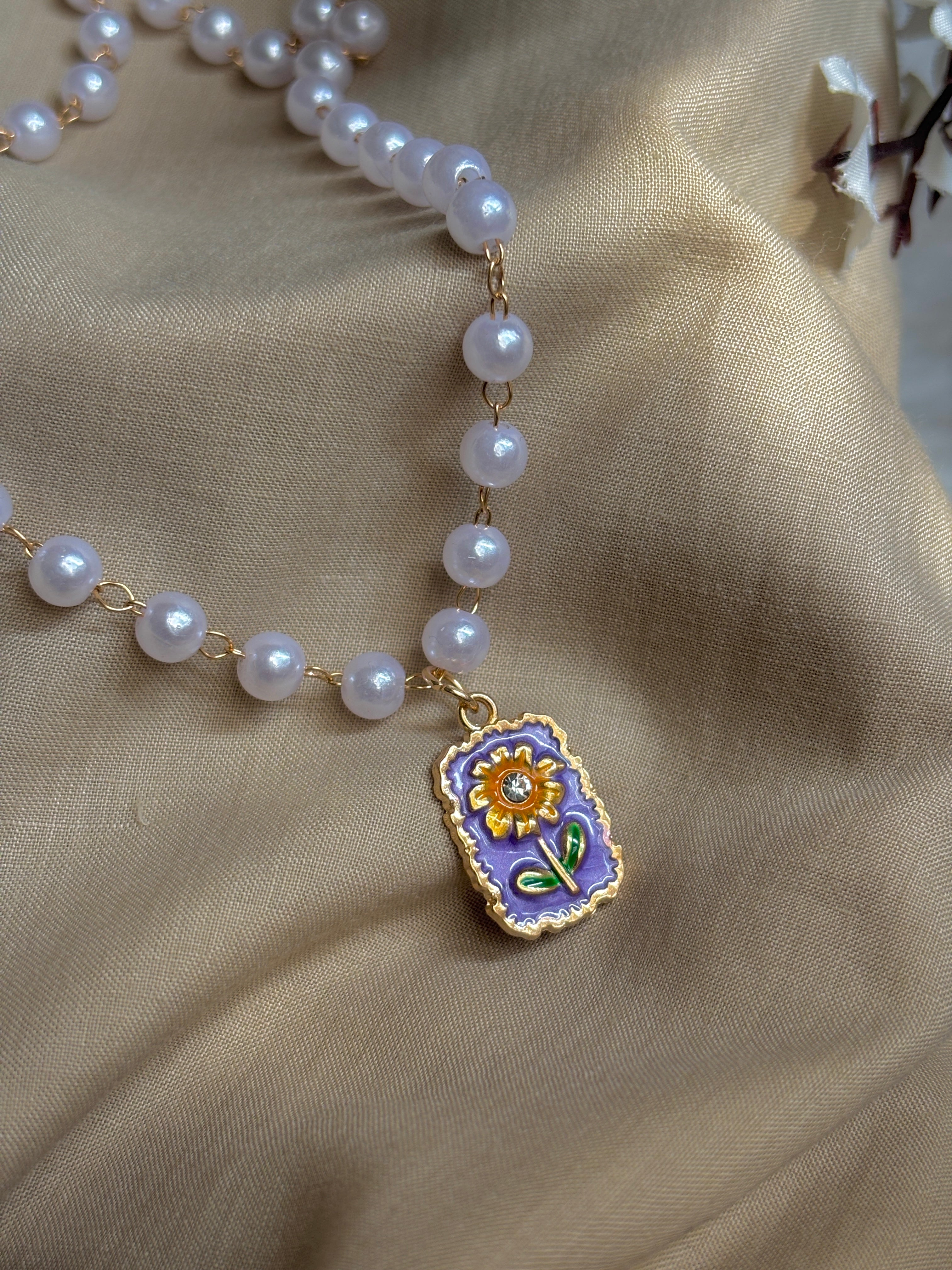 Bridgerton Inspired Vintage Charm Pearl Pendant Necklace