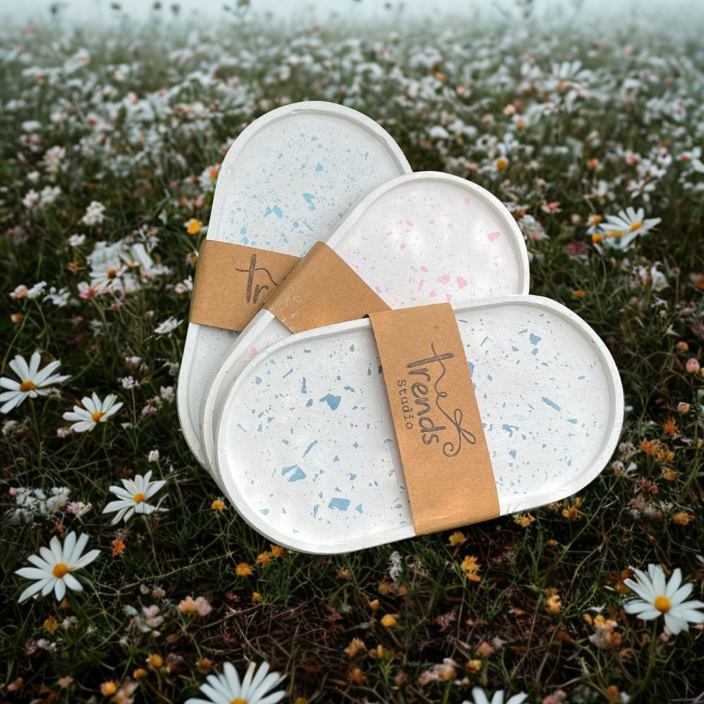 Studio Trinkets: Oval Tray With Terrazzo Chips