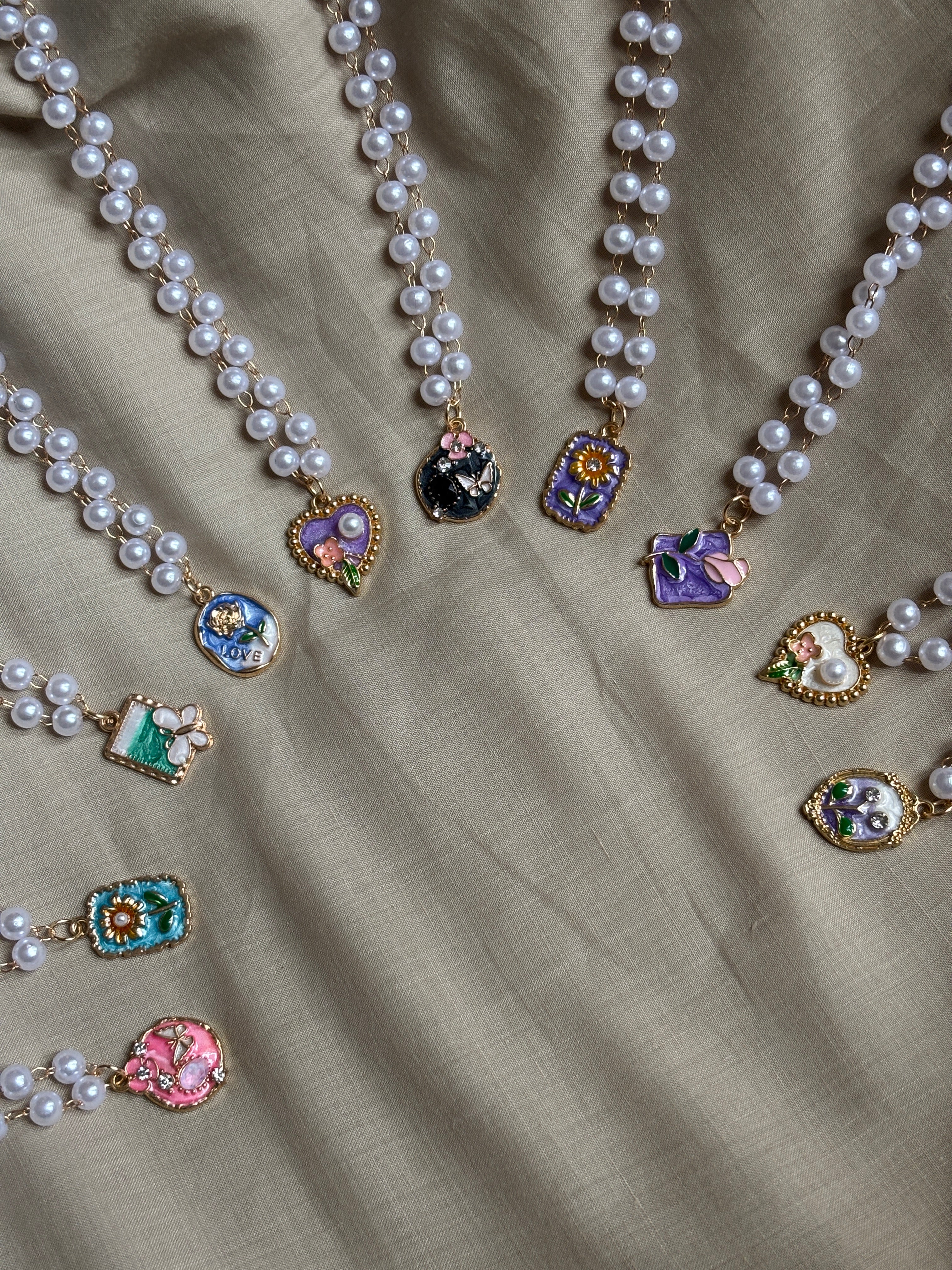 Bridgerton Inspired Vintage Charm Pearl Pendant Necklace