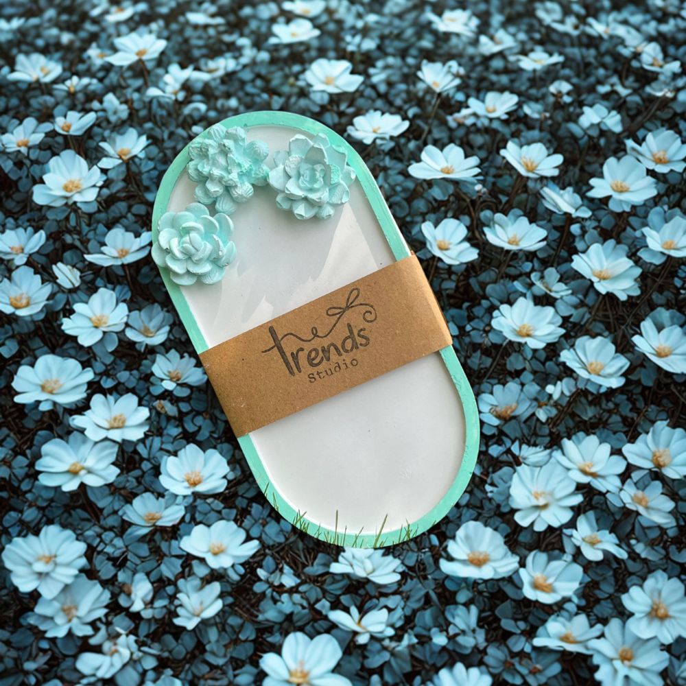 Oval Tray With Cactus