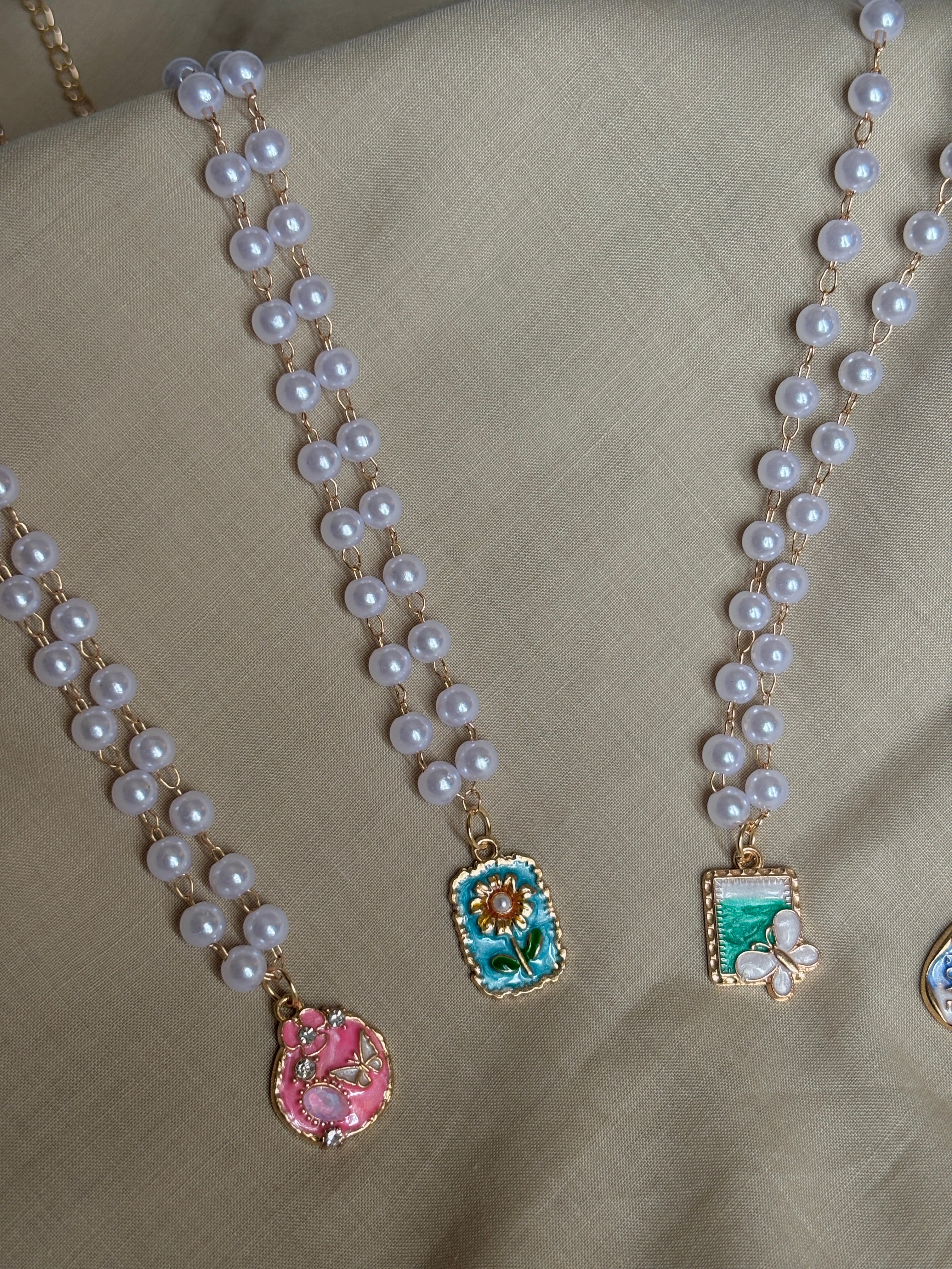 Bridgerton Inspired Vintage Charm Pearl Pendant Necklace