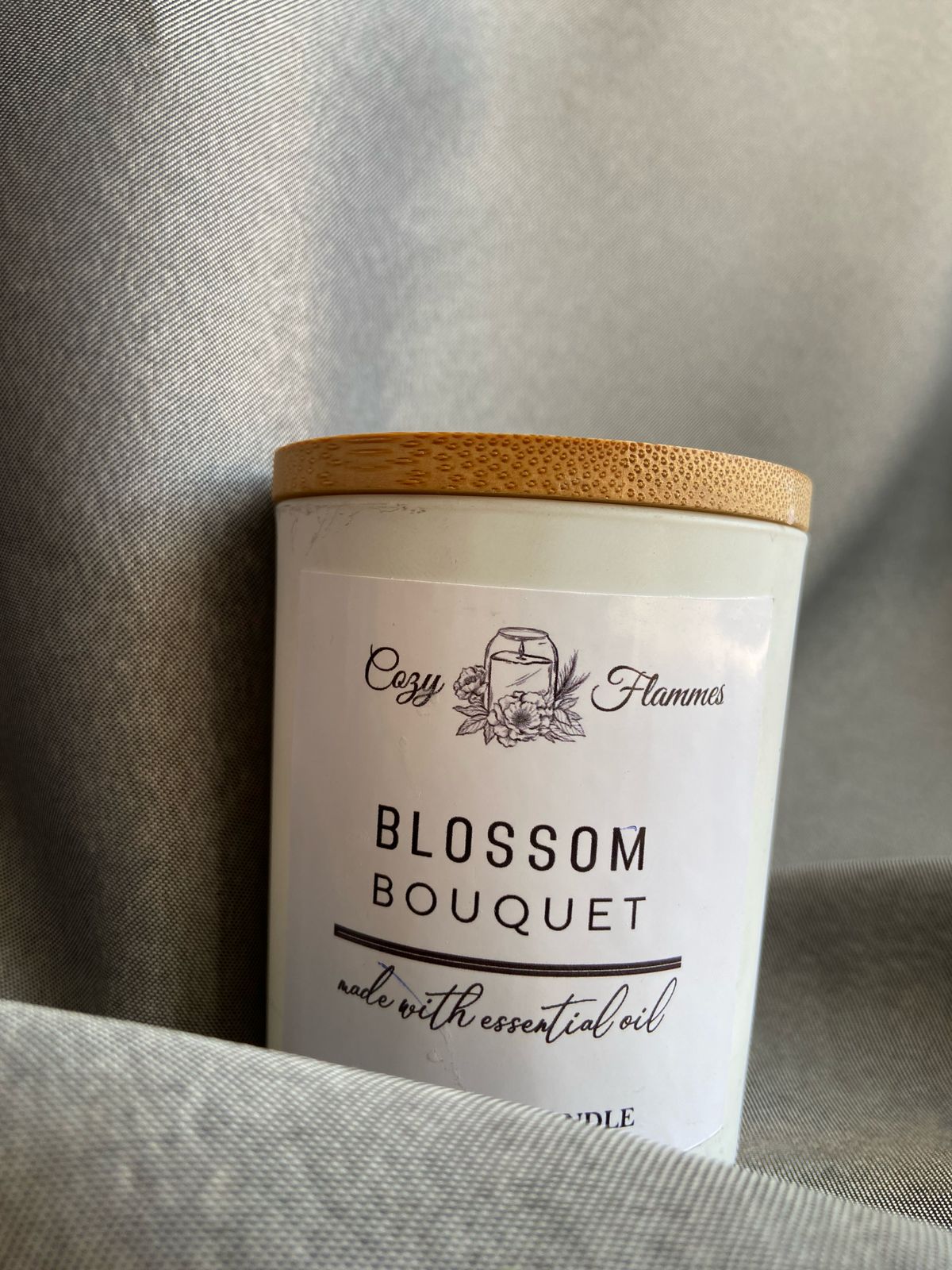 BLOSSOM BOUQUET LUXURY FLORAL SCENTED CANDLE