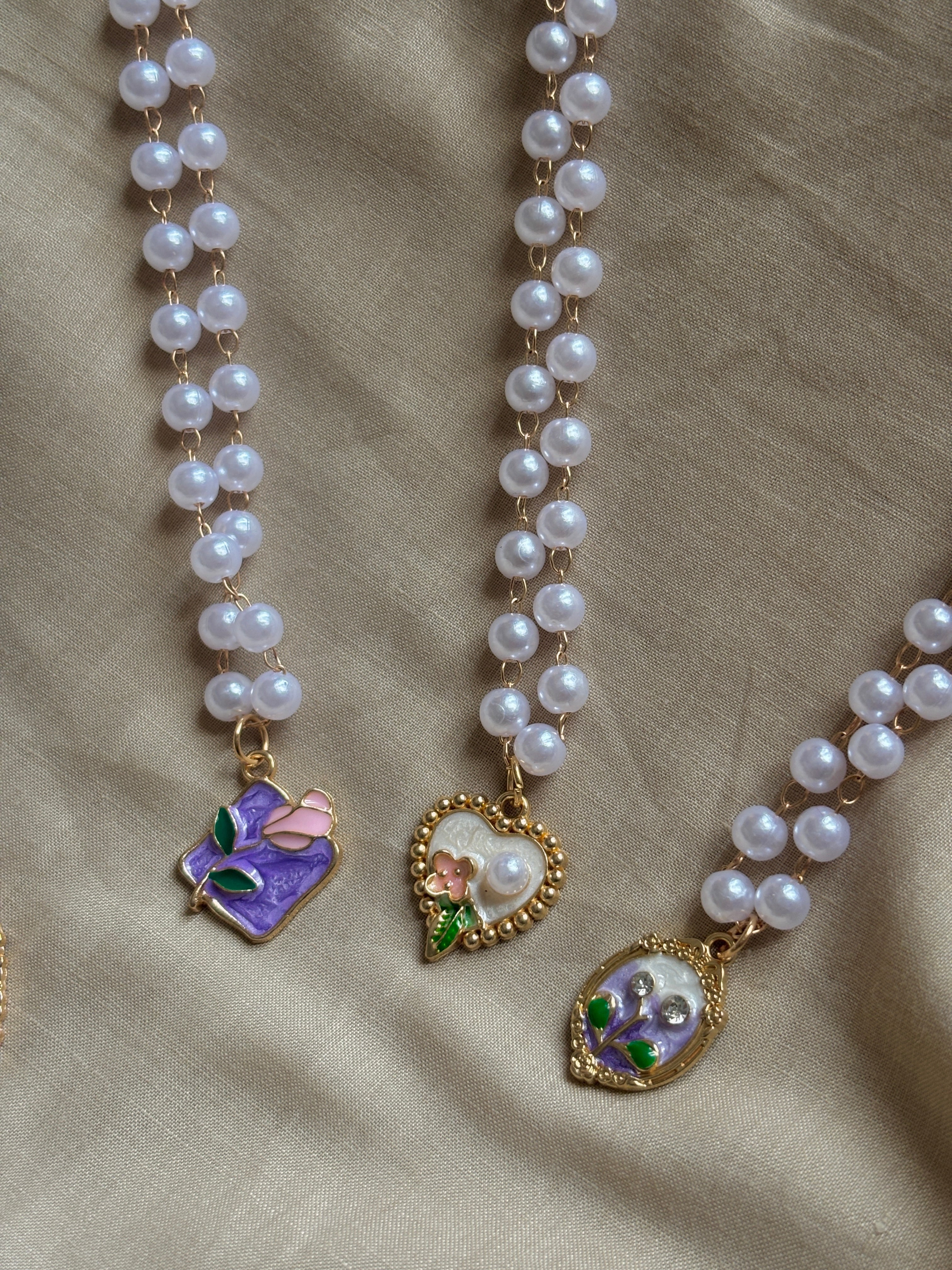 Bridgerton Inspired Vintage Charm Pearl Pendant Necklace