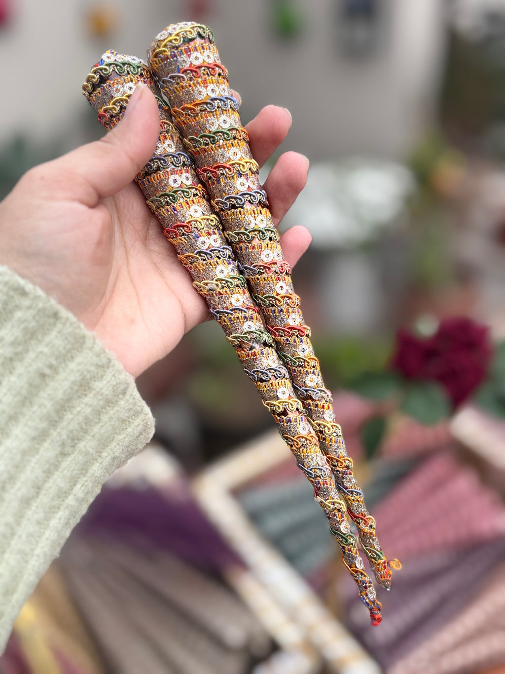 Handmade Embellished Mehndi Cones – Luxury Lace Wrapped Henna Cones