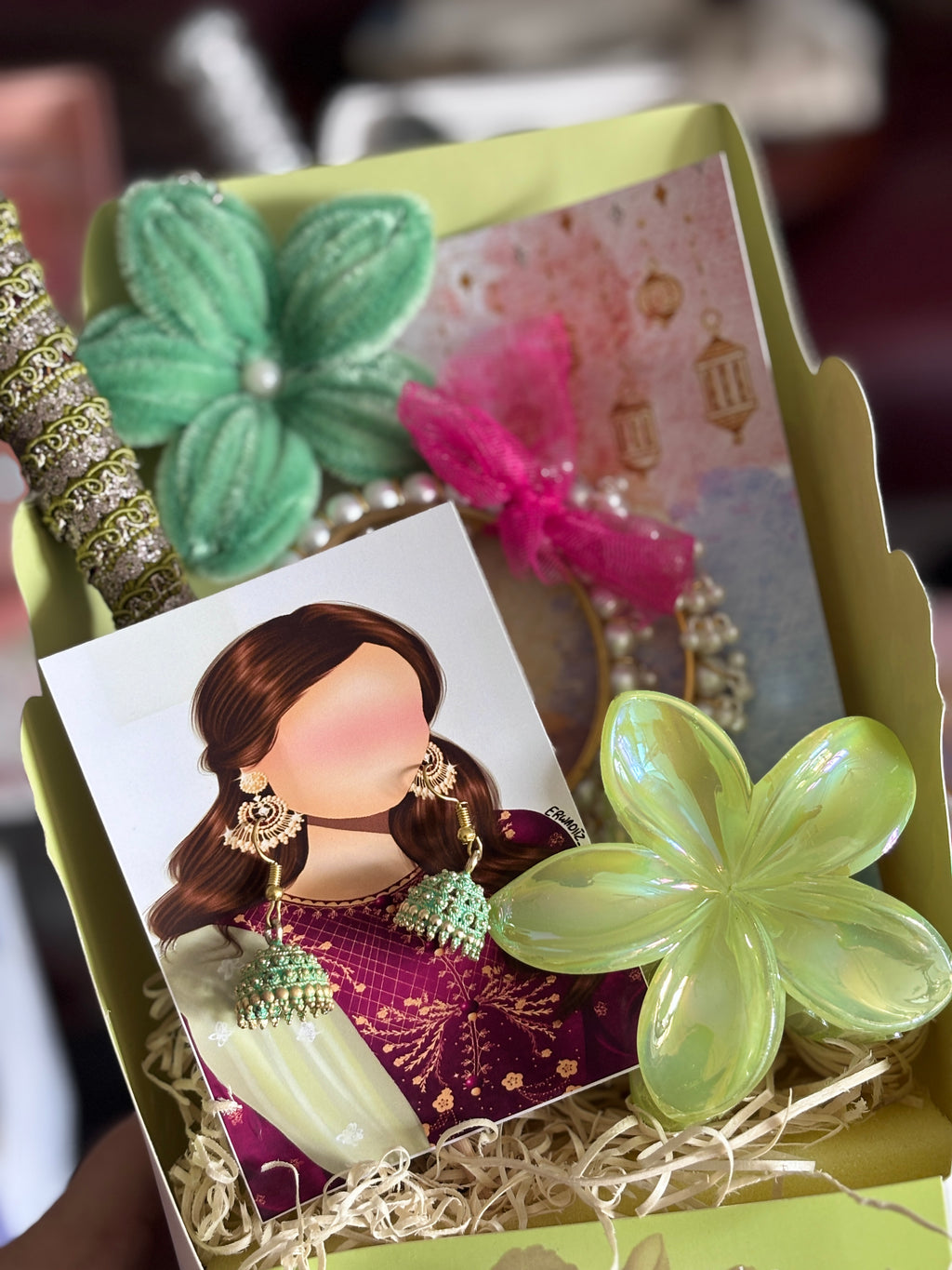 Floral Luxe Mehndi and Accessories Gift Box