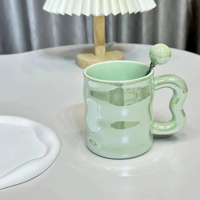 Pearl Glazed Ceramic Mug With Lid and Spoon 350 ml