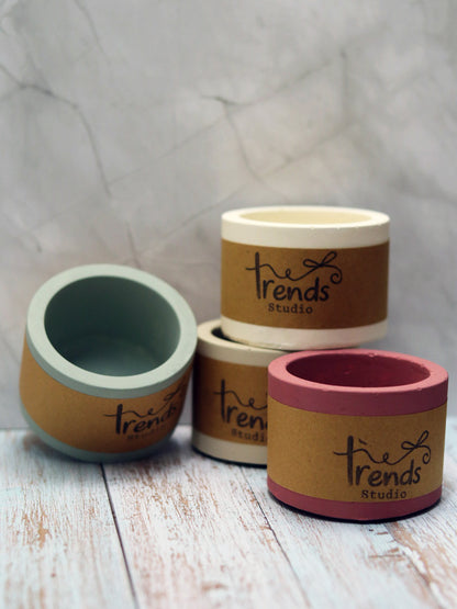Studio Trinkets: Plain Round Jar