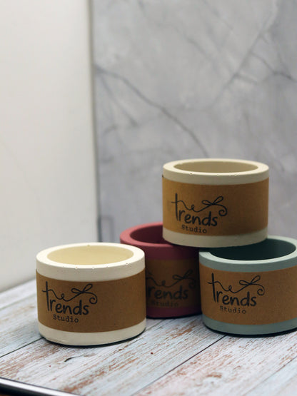 Studio Trinkets: Plain Round Jar
