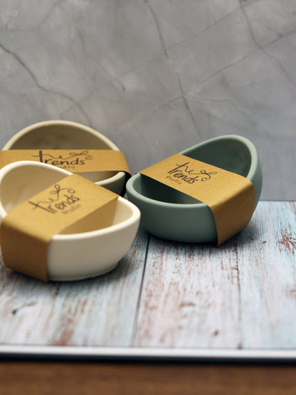 Studio Trinkets: Half Moon Bowl