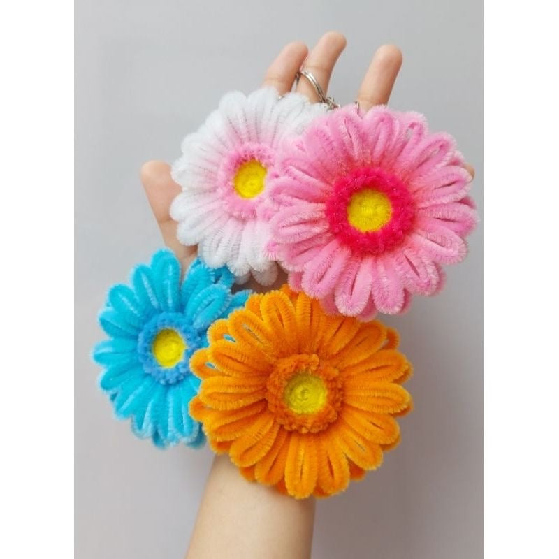 Gerbera Flower Velvet Wire Keychain