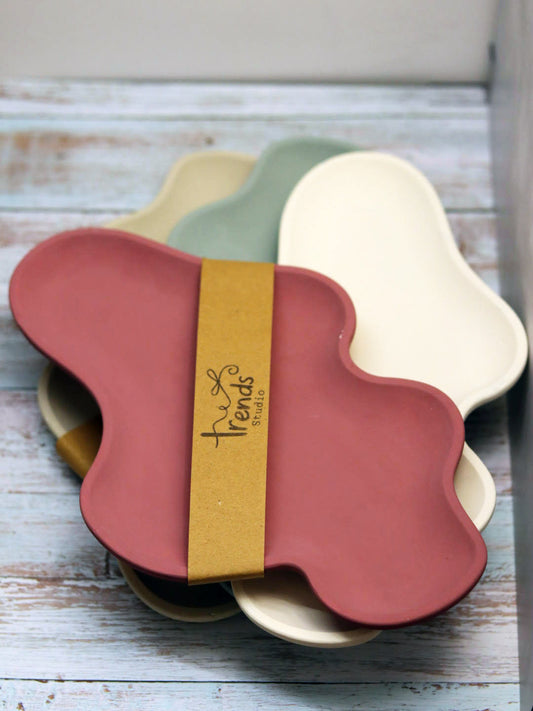 Studio Trinkets: Wavy Tray