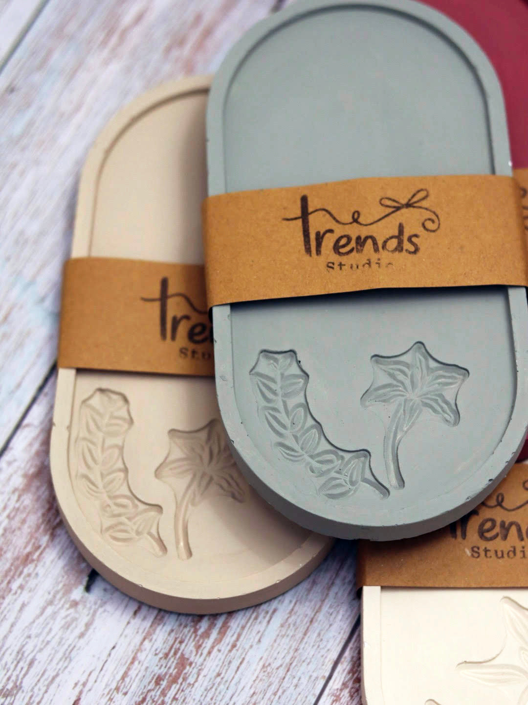 Studio Trinkets: Oval Tray (Embossed)