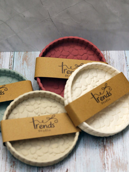 Studio Trinkets: Cobblestone Round Tray